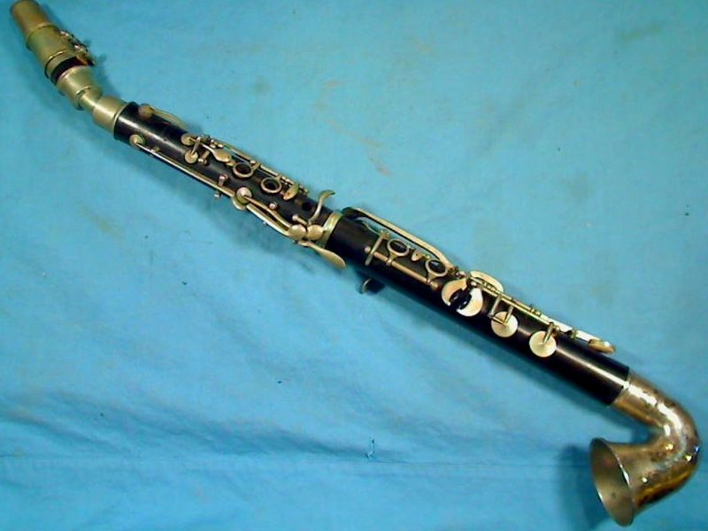 clarinet looking saxophone